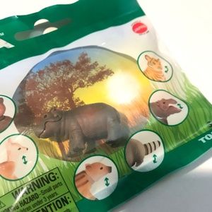 Tiny Hippo! Ania Tomy Animal Figurine. Hippopotamus. Mouth Opens. NWT.